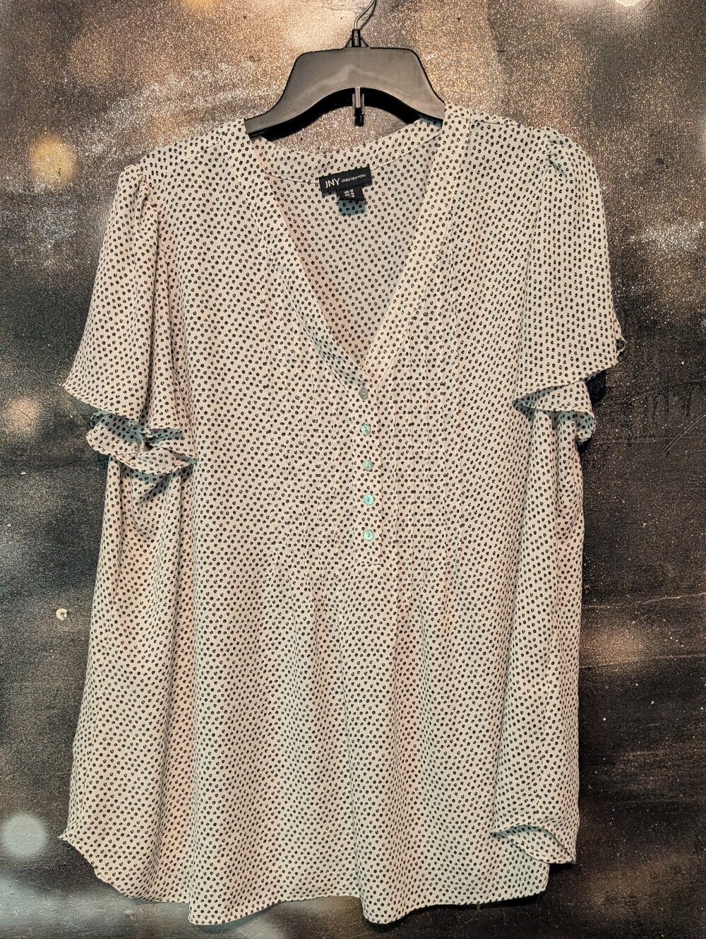 Jones New York Cream and Black Polka Dot V-Neck Flutter Sleeve Blouse